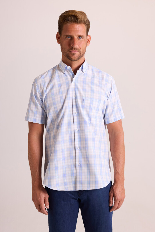 Erkek Bej Kısa Kollu Regular Fit Yaka Düğmeli Kareli Gömlek