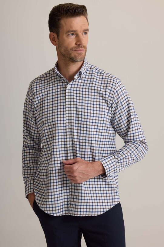 Erkek Bej Regular Fit Yaka Düğmeli Kareli Pamuklu Gömlek