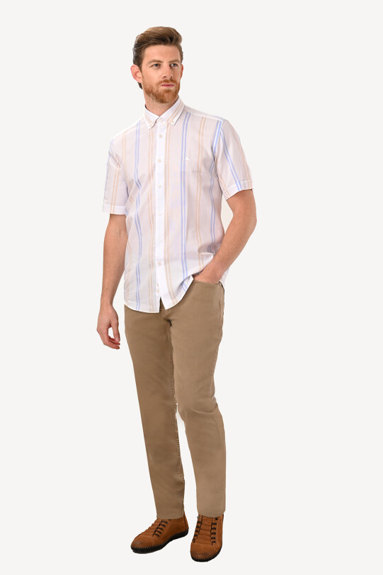 Erkek Beyaz Kısa Kol Çizgili Slim Fit Gömlek