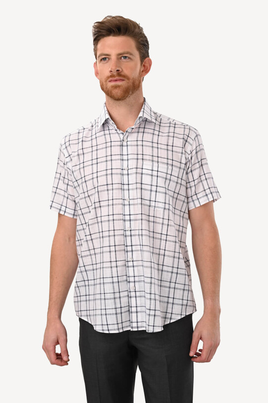 Erkek Beyaz Kısa Kol Regular Fit Yaka Düğmeli Gömlek