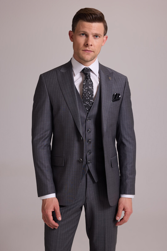 Erkek Gri Çizgili Slim Fit Çizgili Kırlangıç Yaka Yelekli Takım Elbise