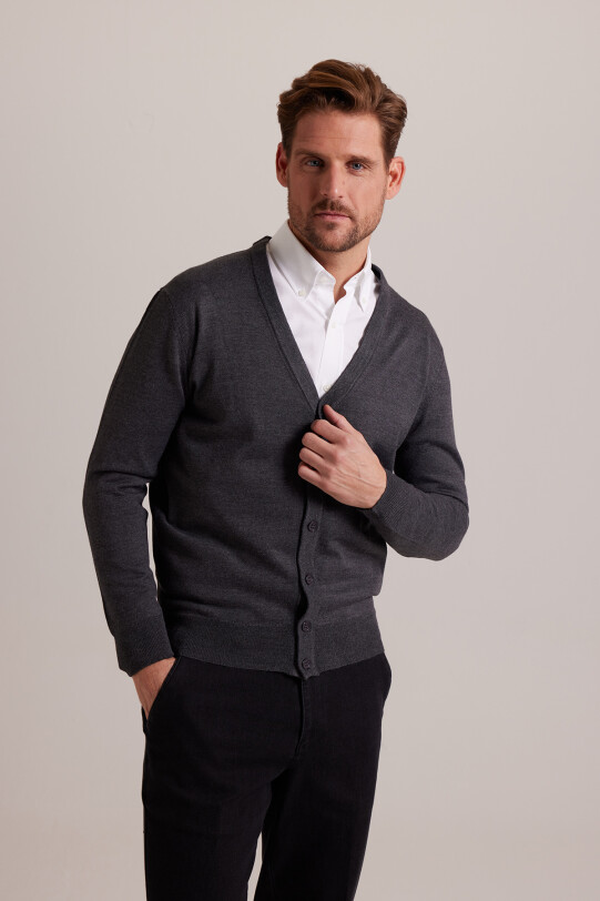 Erkek Gri Düğmeli Triko Hırka