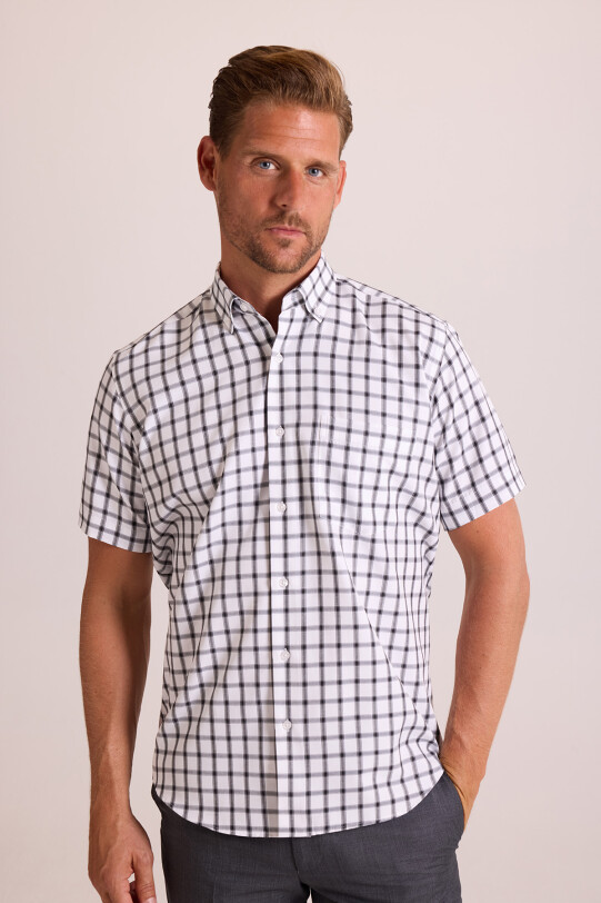 Erkek Gri Kısa Kol Regular Fit Yaka Düğmeli Kareli Gömlek