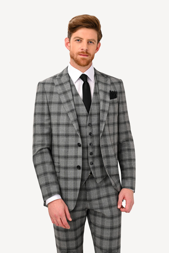 Erkek Gri Regular Fit Sivri Yaka Yelekli Takım Elbise