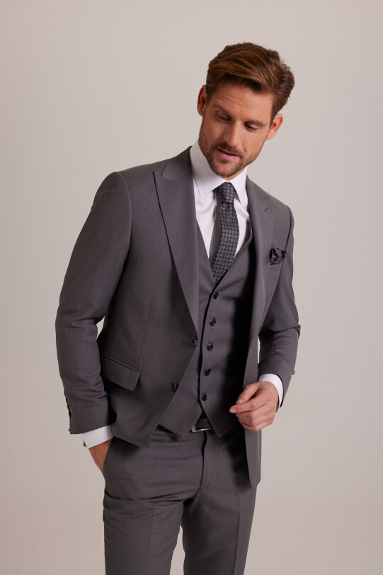 Erkek Gri Slim Fit Sivri Yaka Yelekli Takım Elbise
