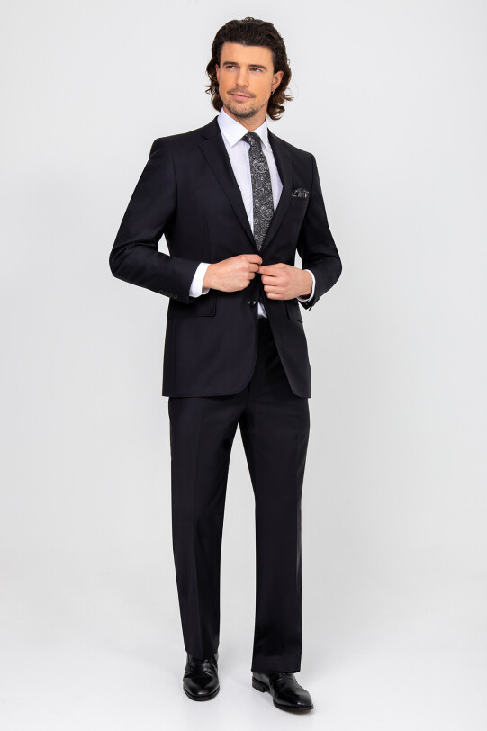 Erkek Koyu Lacivert Klasik Puntolu Takım Elbise