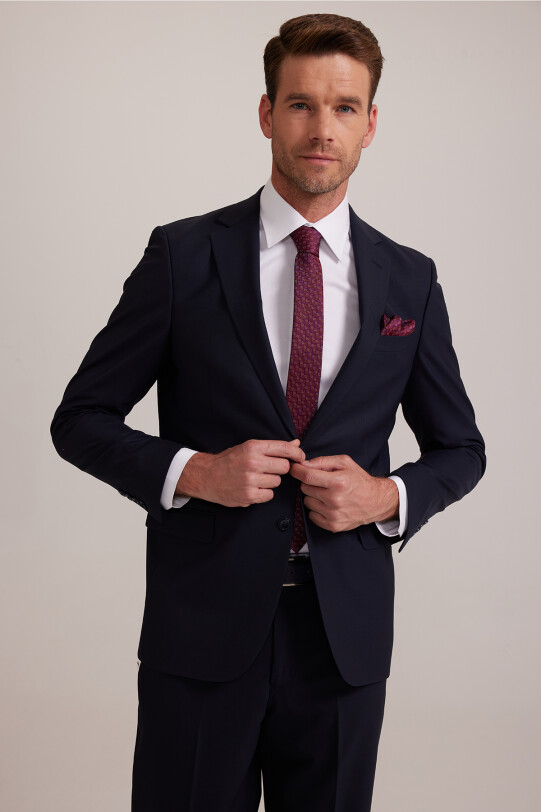 Erkek Koyu Lacivert Regular Fit Çift Yırtmaç Takım Elbise