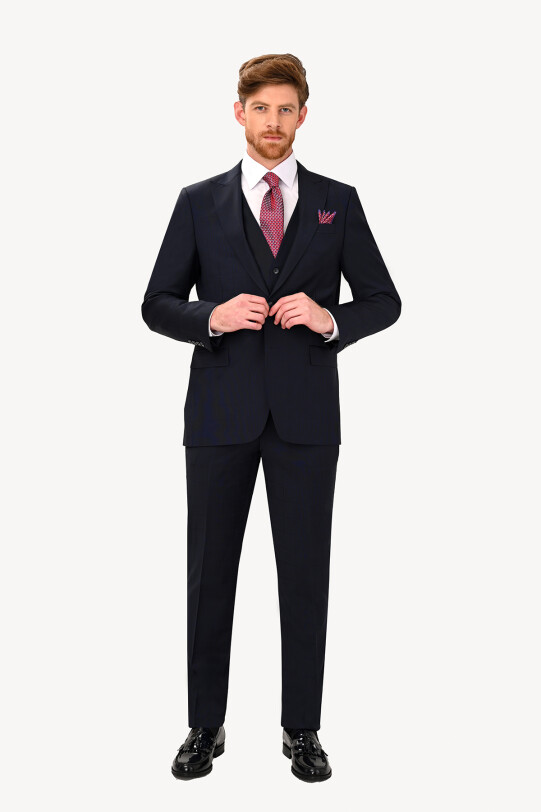 Erkek Koyu Lacivert Regular Fit Sivri Yaka Yelekli Takım Elbise
