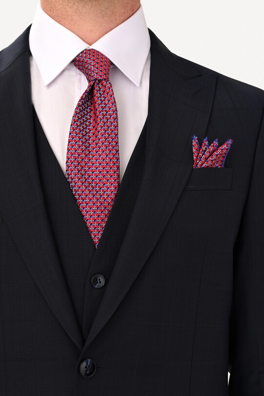 Erkek Koyu Lacivert Regular Fit Sivri Yaka Yelekli Takım Elbise