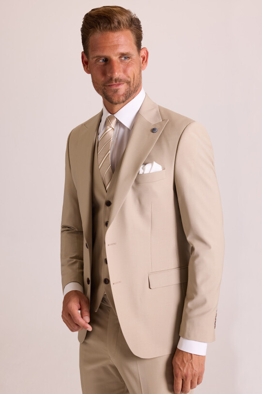 Erkek Krem Slim Fit Sivri Yaka Yelekli Takım Elbise