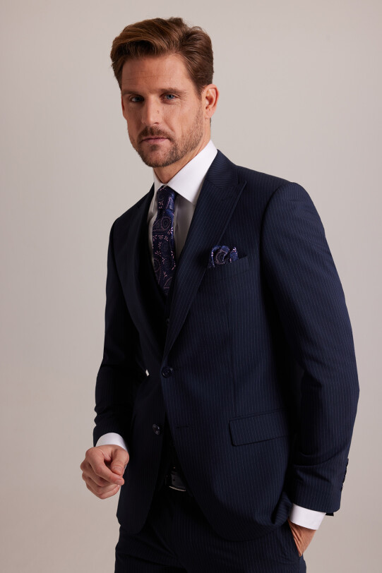 Erkek Lacivert Çizgili Slim Fit Sivri Yaka Yelekli Takım Elbise