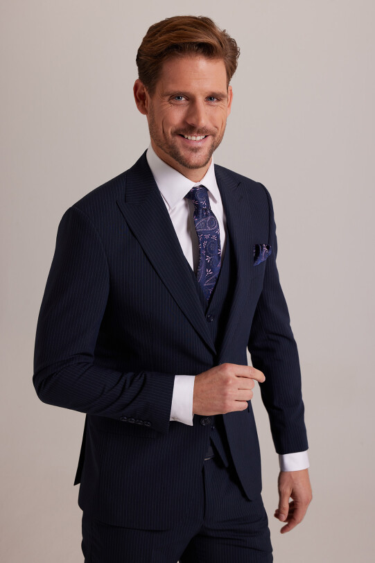 Erkek Lacivert Çizgili Slim Fit Sivri Yaka Yelekli Takım Elbise