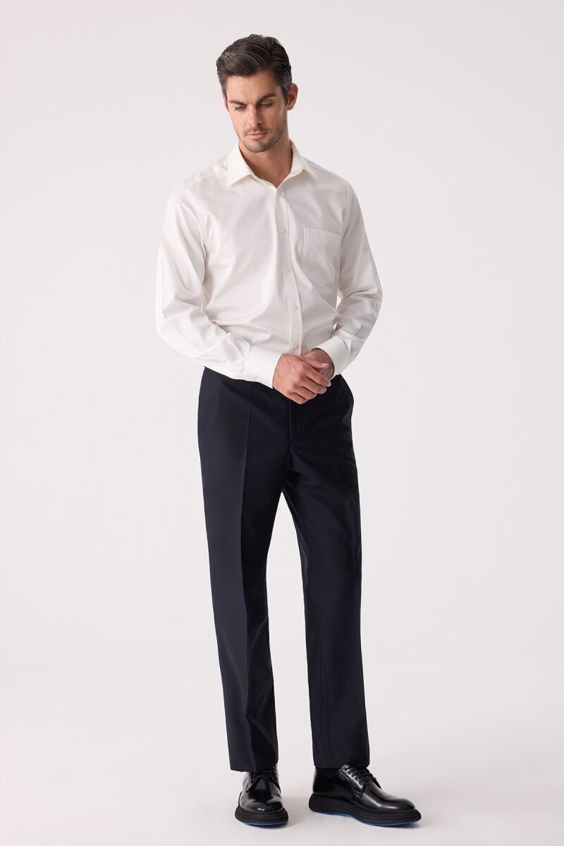 Erkek Lacivert Regular Fit Yan Cep Kumaş Pantolon - 3