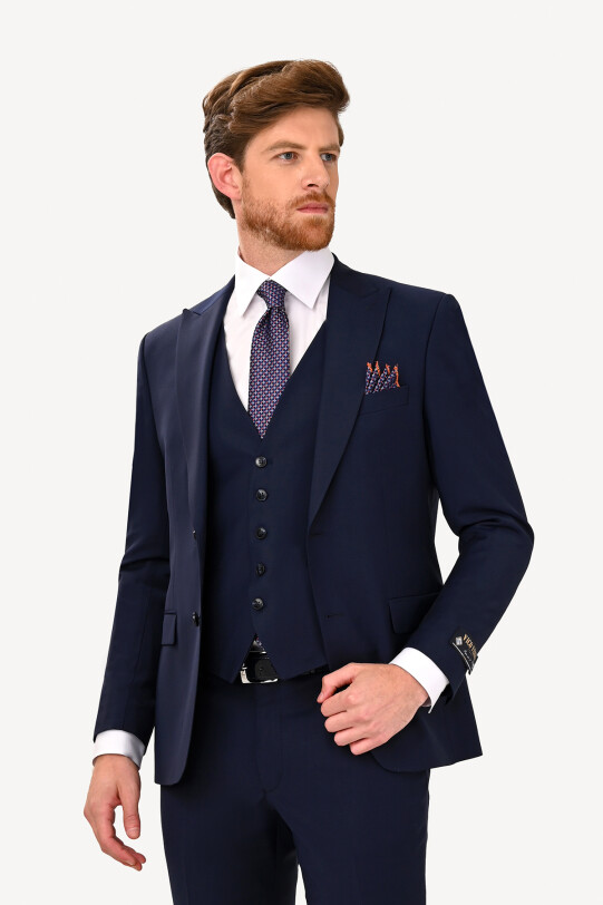 Erkek Lacivert Sivri Yaka Slim Fit Yelekli Takım Elbise