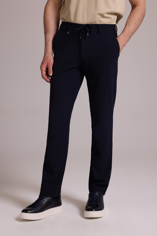 Erkek Lacivert Slim Fit Yan Cepli Jogger Pantolon