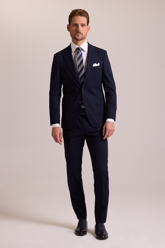 Erkek Lacivert Slim Fit Yünlü Likralı Mono Yaka Takım Elbise