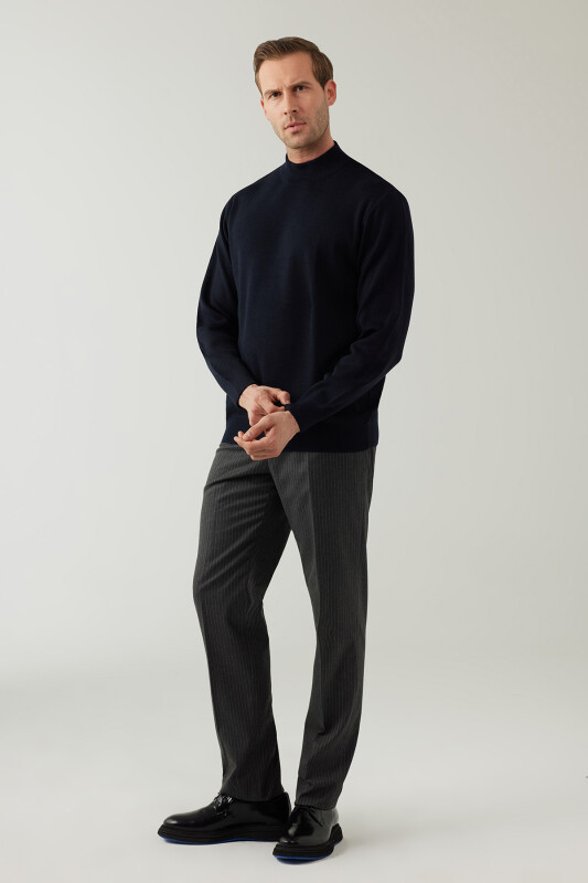 Erkek Lacivert Yarım Balıkçı Yaka Yünlü Triko