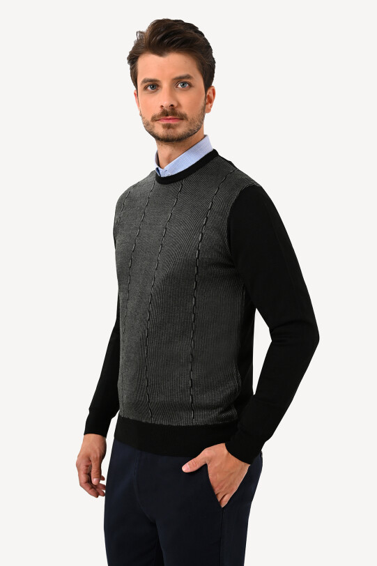 Erkek Siyah Bisiklet Yaka Klasik Desenli