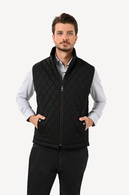 Erkek Siyah Desenli Kapitone Yelek