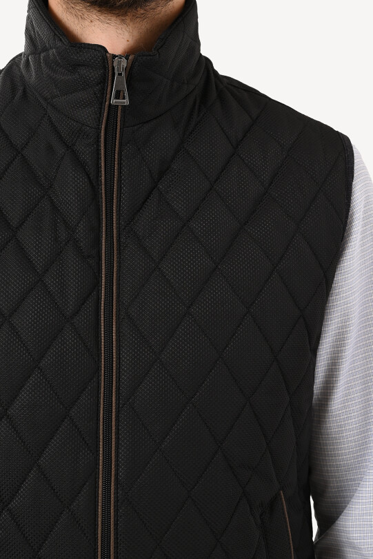 Erkek Siyah Desenli Kapitone Yelek