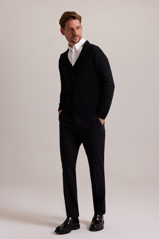 Erkek Siyah Düğmeli Triko Hırka