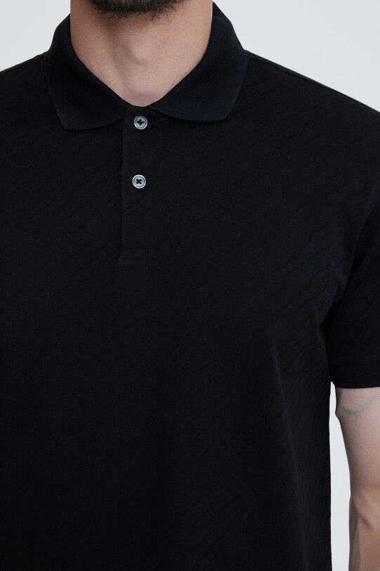 Erkek Siyah Polo Yaka Desenli TShirt