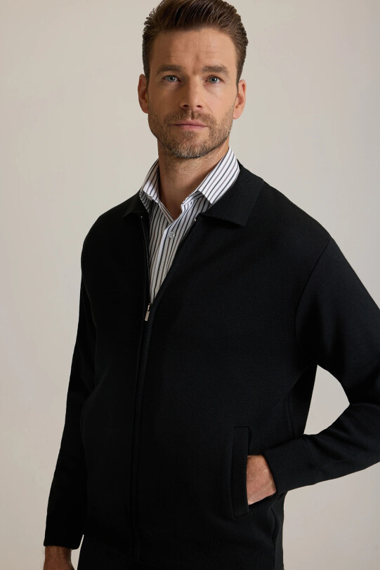 Erkek Siyah Regular Fit İçi Astarlı Fermuarlı Triko Hırka