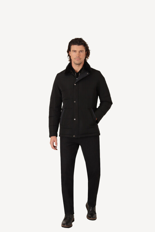 Erkek Siyah Regular Fit Yakası Kürklü Desenli Kaban