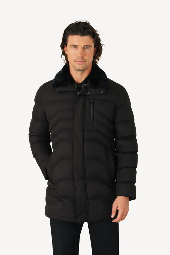 Erkek Siyah Regular Fit Yakası Kürklü Uzun Kaban