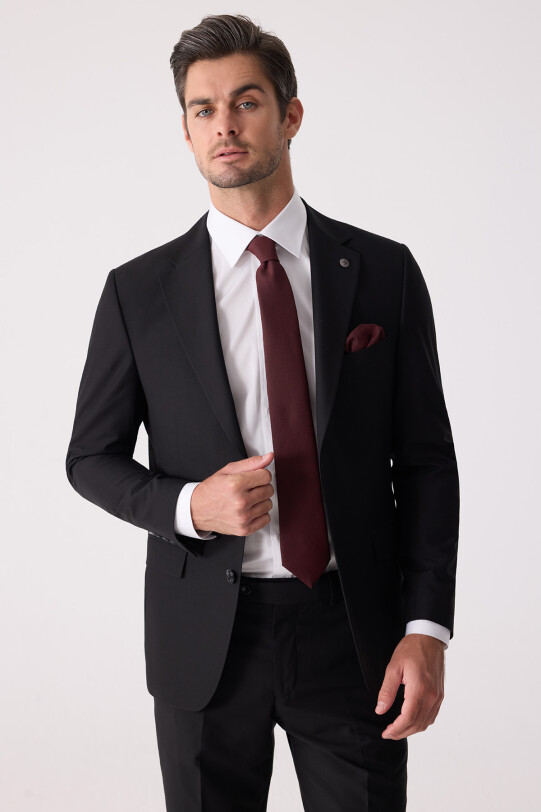 Erkek Siyah Slim Fit %100 Yün Takım Elbise