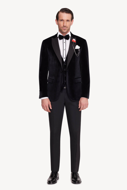 Erkek Siyah Slim Fit Sivri Yaka Kadife Damatlık